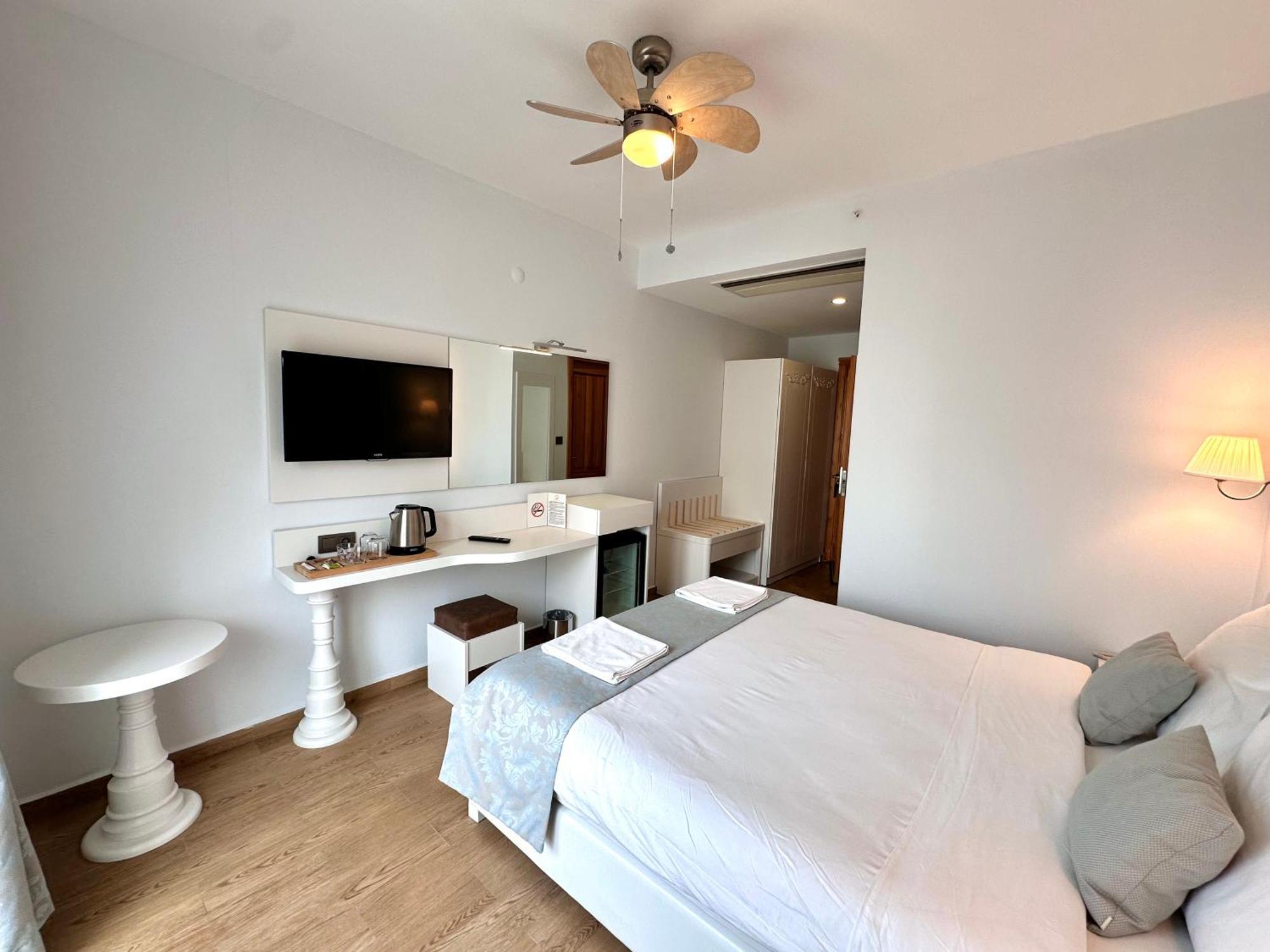 Kumluk Hotel Datca Bagian luar foto